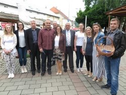 Predsjednik ŽO HDZ-a, Damir Jelić, posjetio Ogulin i podržao HDZ-ovu kandidatkinju za gradonačelnicu Ogulina, Sanju Marković